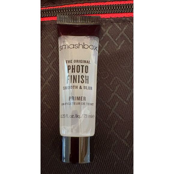 SMASHBOX - NEW - Bundle of 2 Cosmetic Cases and Sample Size Products. 8 Pieces. - Picture 6 of 12